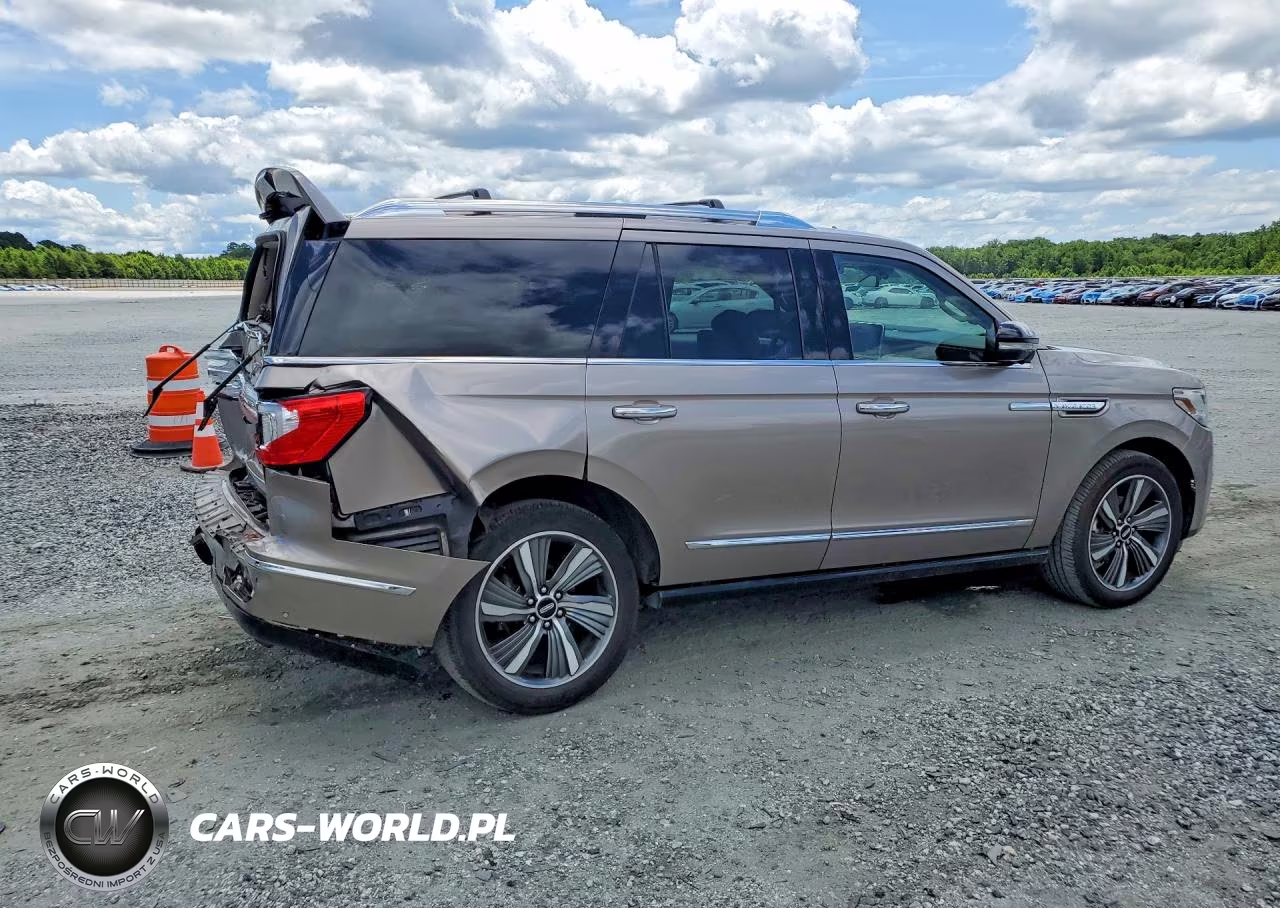 2019 Lincoln Navigator Reserve VIN:5LMJJ2LTXKEL18077 - 3