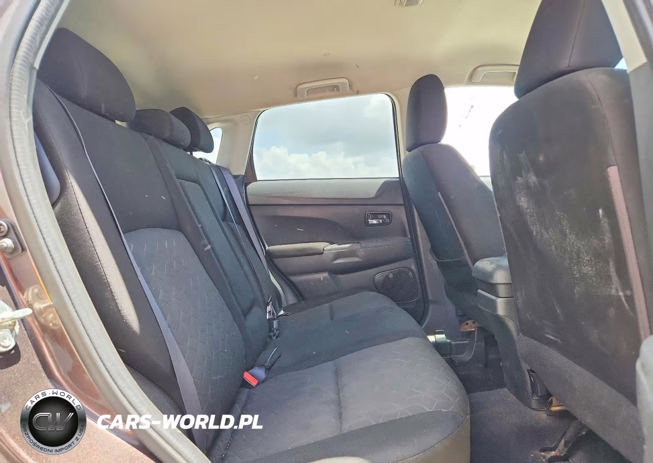2020 Mitsubishi Outlander Sport Es VIN:JA4AP3AU5LU015457 - 11