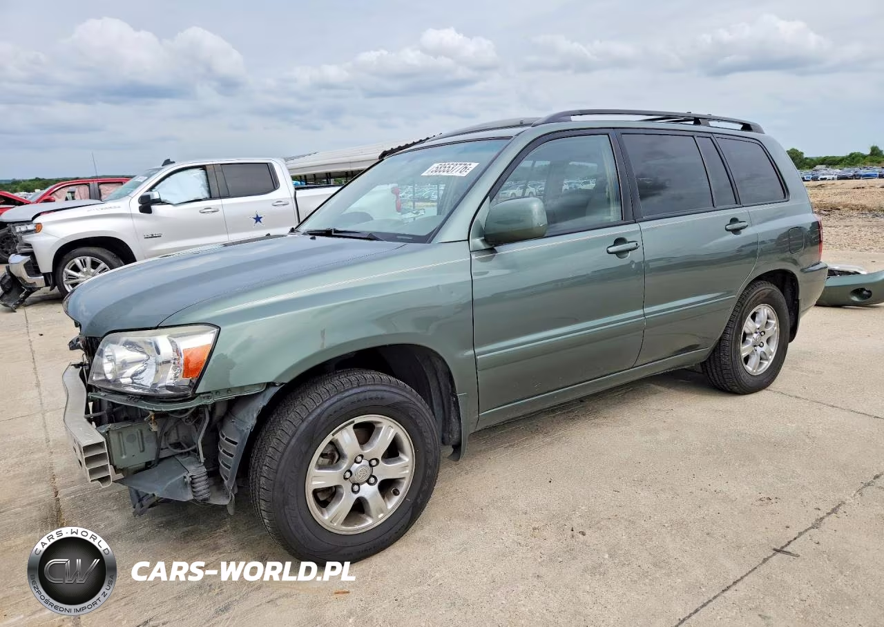 2004 Toyota Highlander Base
