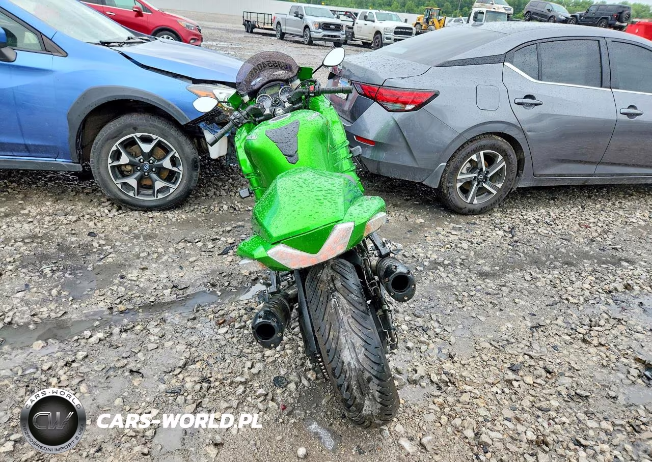 2012 Kawasaki Zx1400 Ec VIN:JKBZXNE12CA004735 - 4