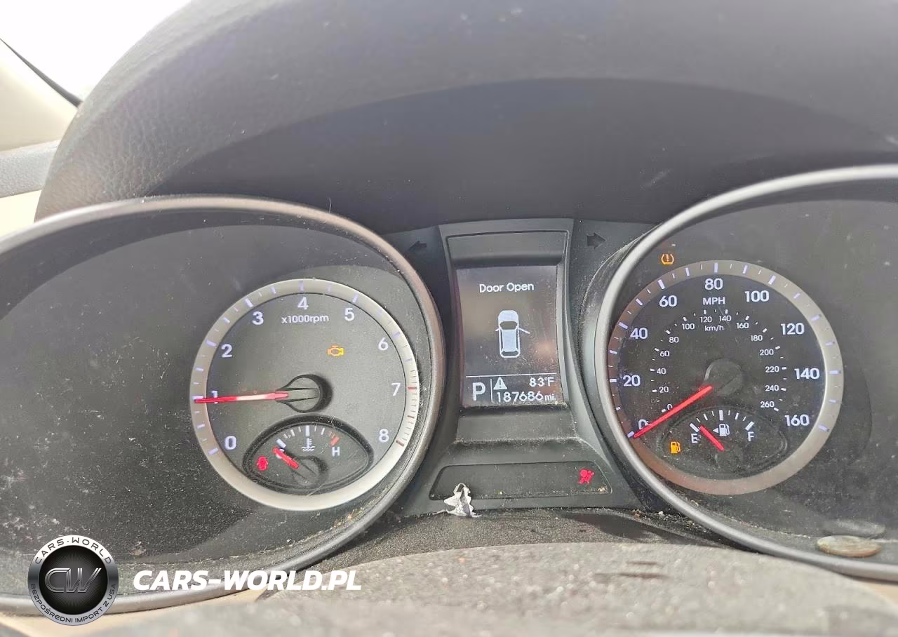 2014 Hyundai Santa Fe Sport 2.4L VIN:5XYZU3LB8EG165550 - 9