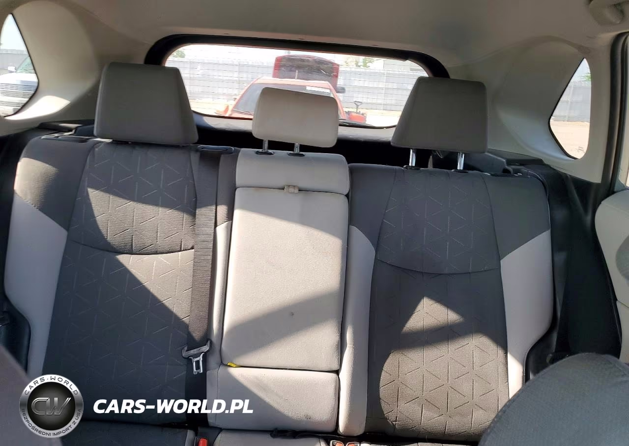 2021 Toyota Rav4 Xle VIN:2T3P1RFV7MW214097 - 10