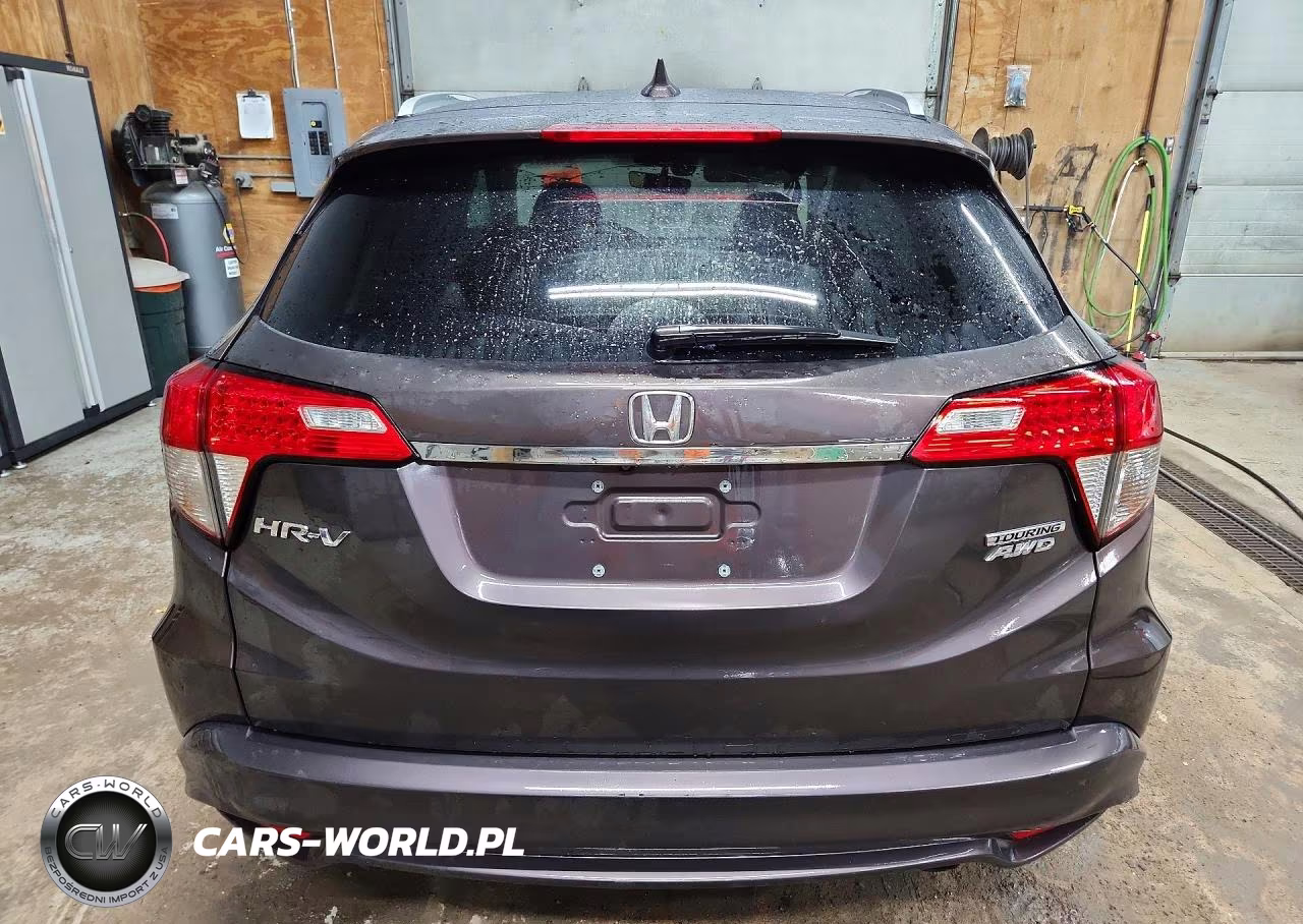 2019 Honda Hr-V Touring VIN:3CZRU6H97KM705874 - 6