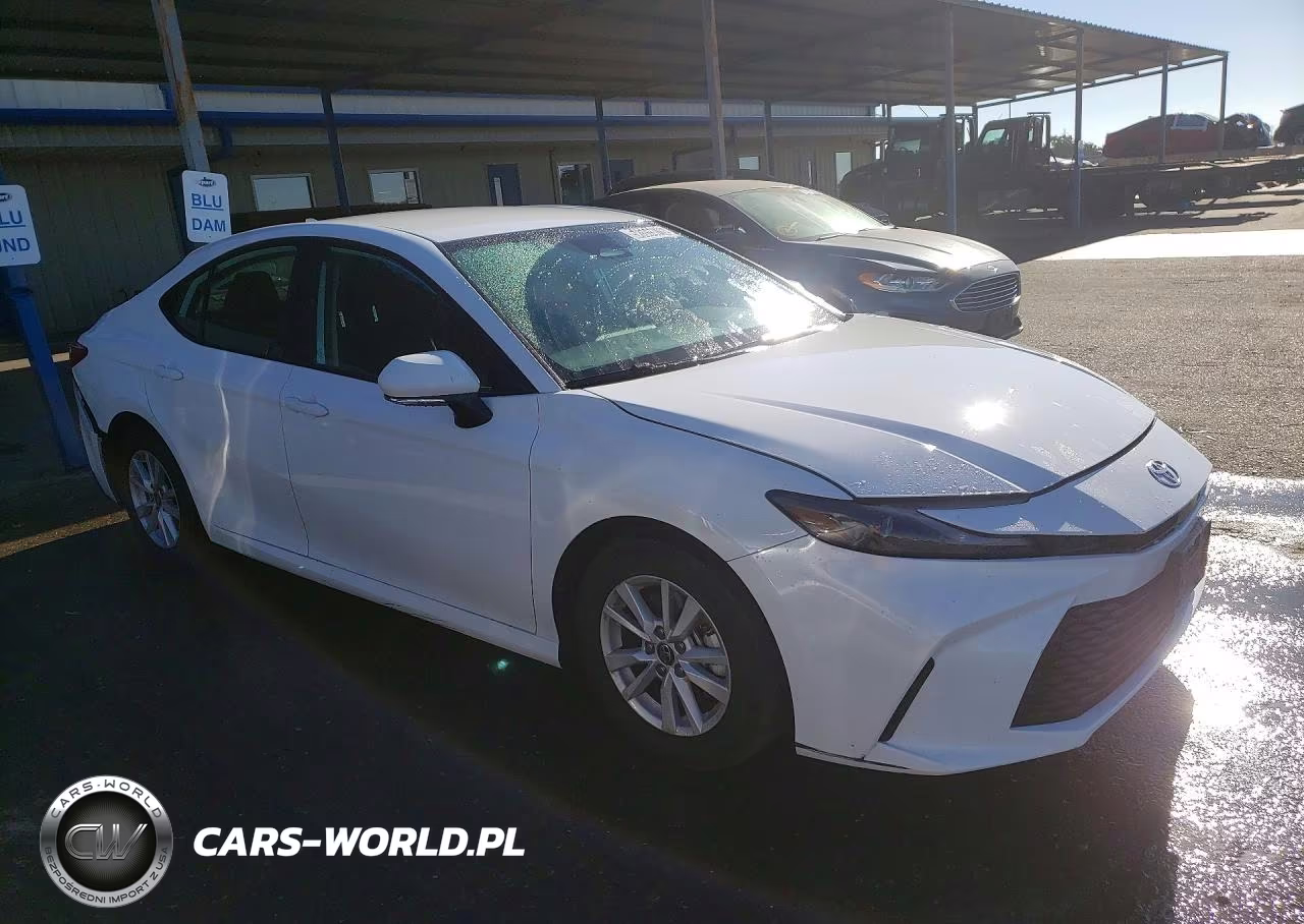 2026 Toyota Camry Le VIN:4T1DAACK4TU251727 - 4