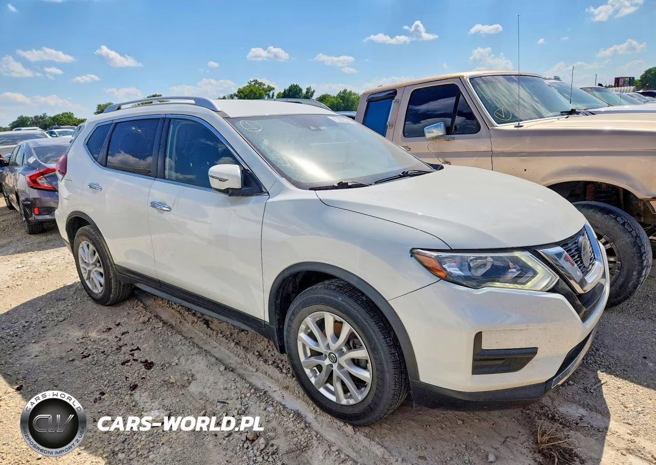 2020 Nissan Rogue S VIN:JN8AT2MT8LW038092 - 4