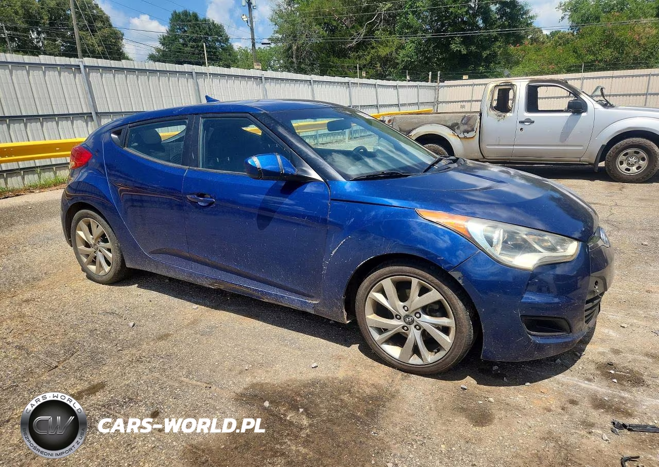 2016 Hyundai Veloster Base VIN:KMHTC6AD9GU271940 - 4