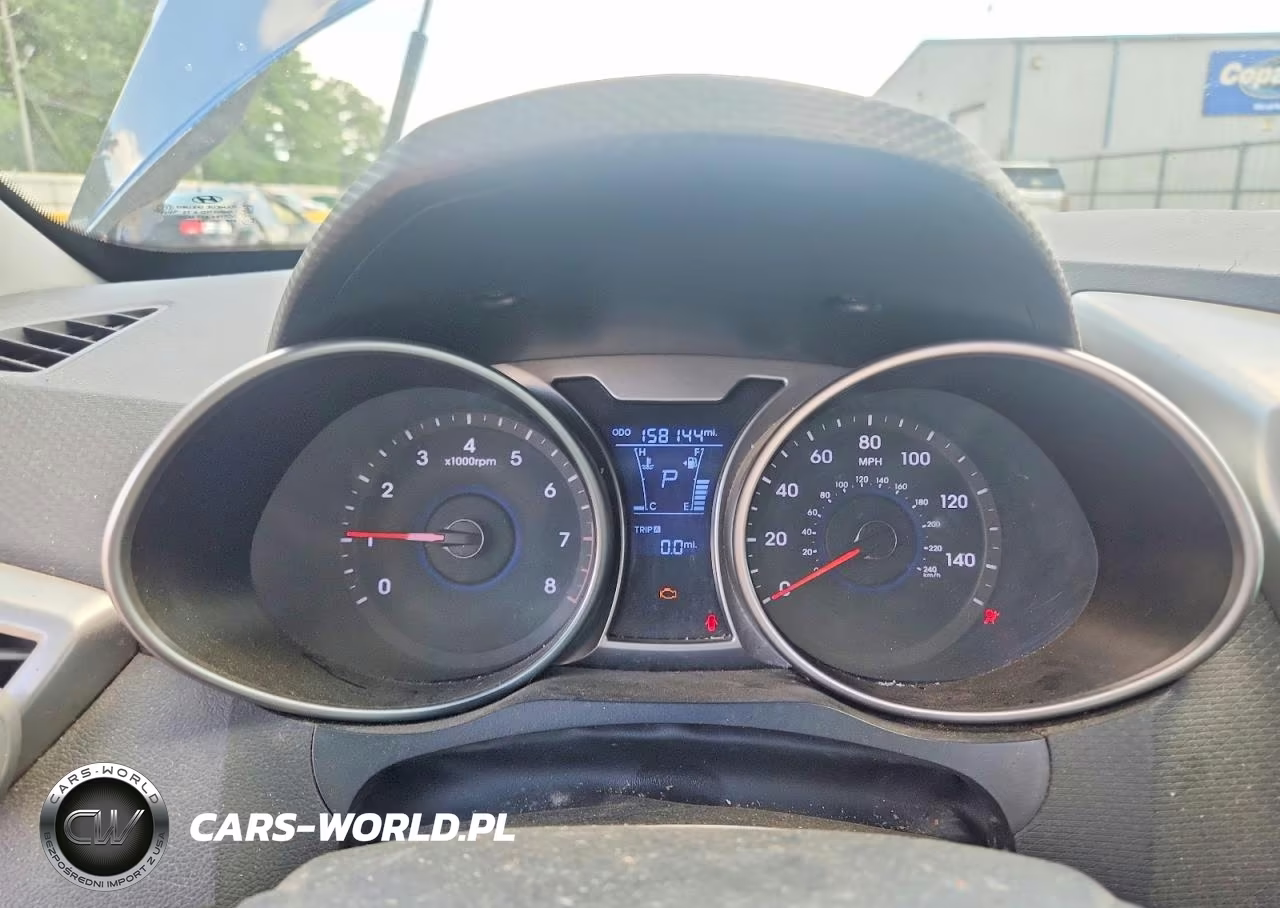 2016 Hyundai Veloster Base VIN:KMHTC6AD9GU271940 - 9