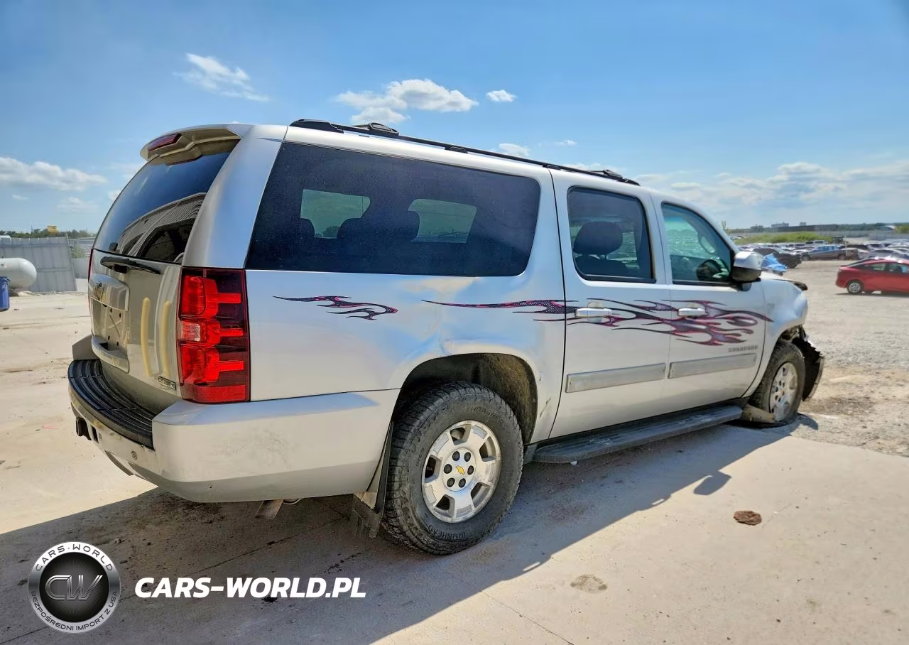 2011 Chevrolet Suburban K1500 Ls VIN:1GNSKHE39BR279085 - 3
