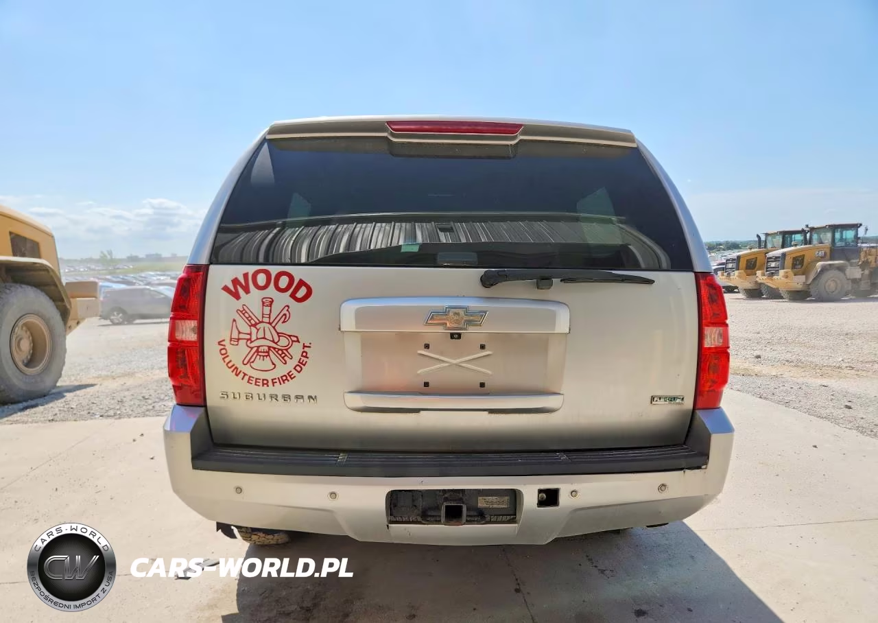 2011 Chevrolet Suburban K1500 Ls VIN:1GNSKHE39BR279085 - 6