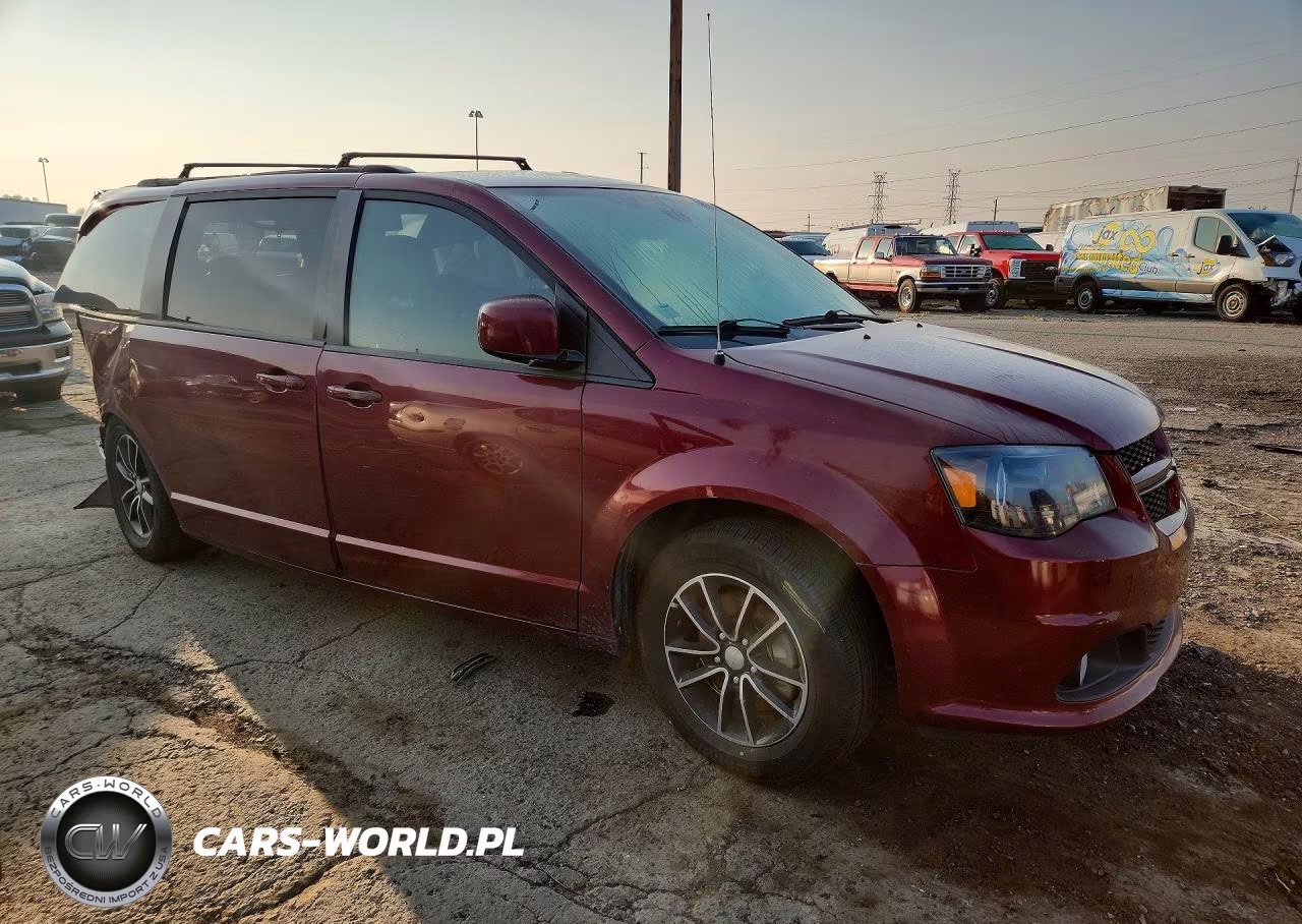 2019 Dodge Grand Caravan Gt VIN:2C4RDGEGXKR620177 - 4