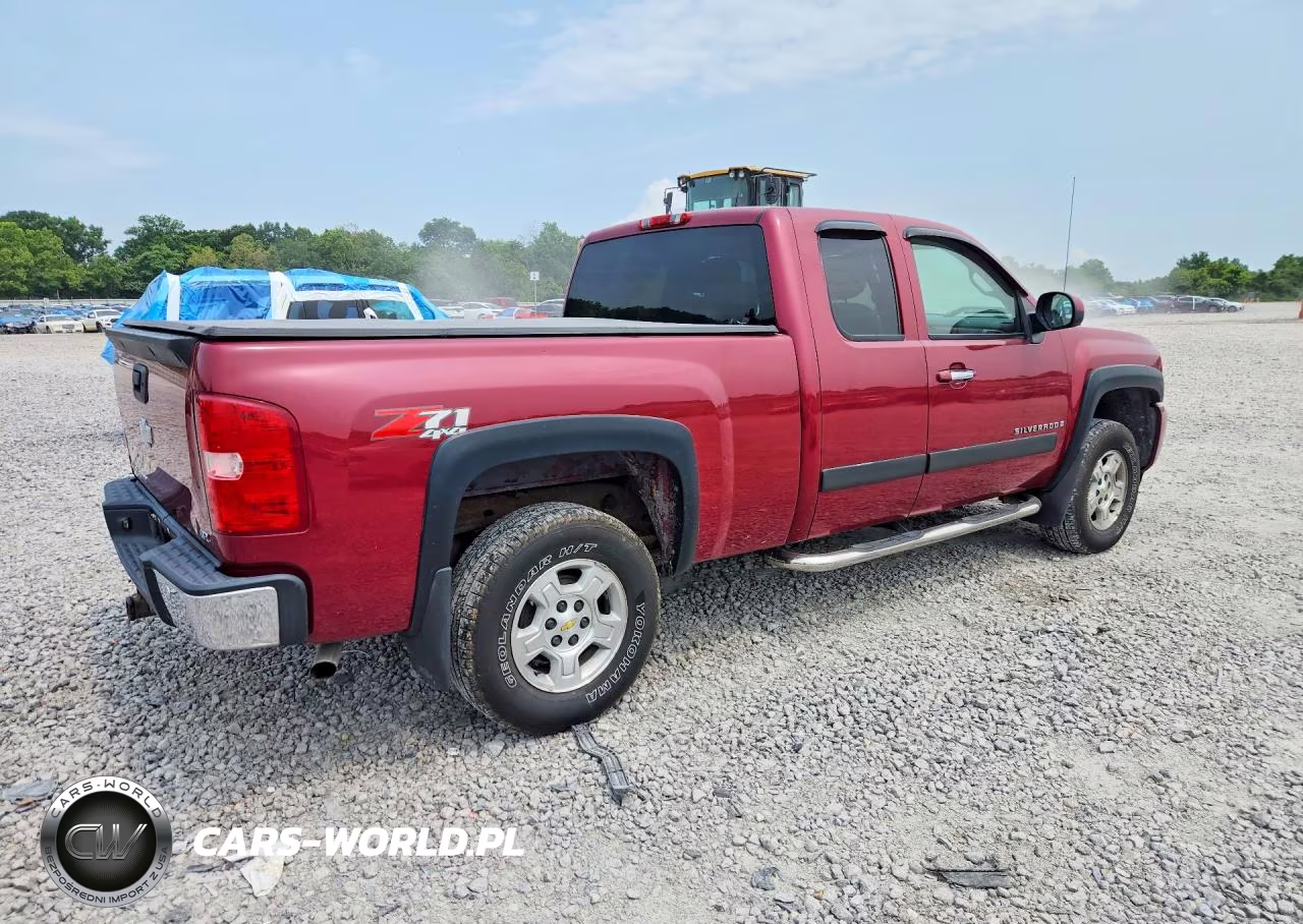 2007 Chevrolet Silverado K1500 VIN:1GCEK19J77Z576367 - 3