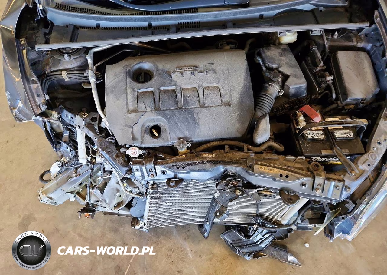 2018 Toyota Corolla Le VIN:5YFBURHE9JP752353 - 11