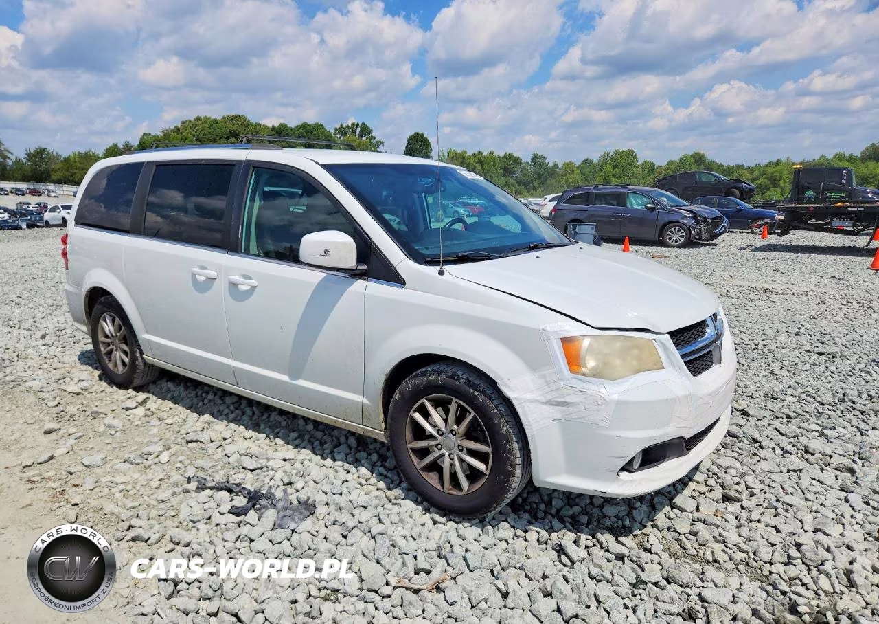 2018 Dodge Grand Caravan Sxt VIN:2C4RDGCG7JR208980 - 4