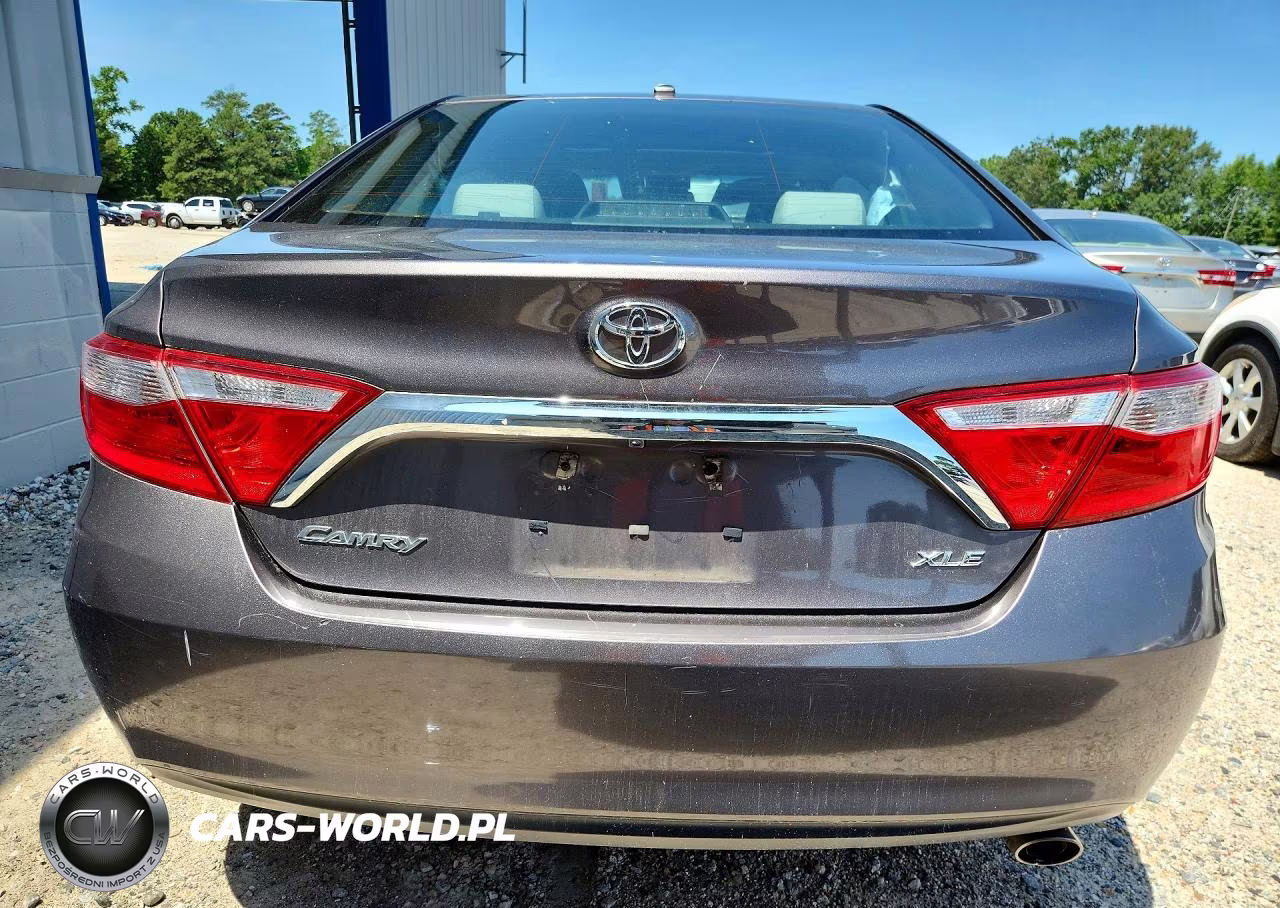 2015 Toyota Camry Xle VIN:4T1BF1FK4FU955385 - 6