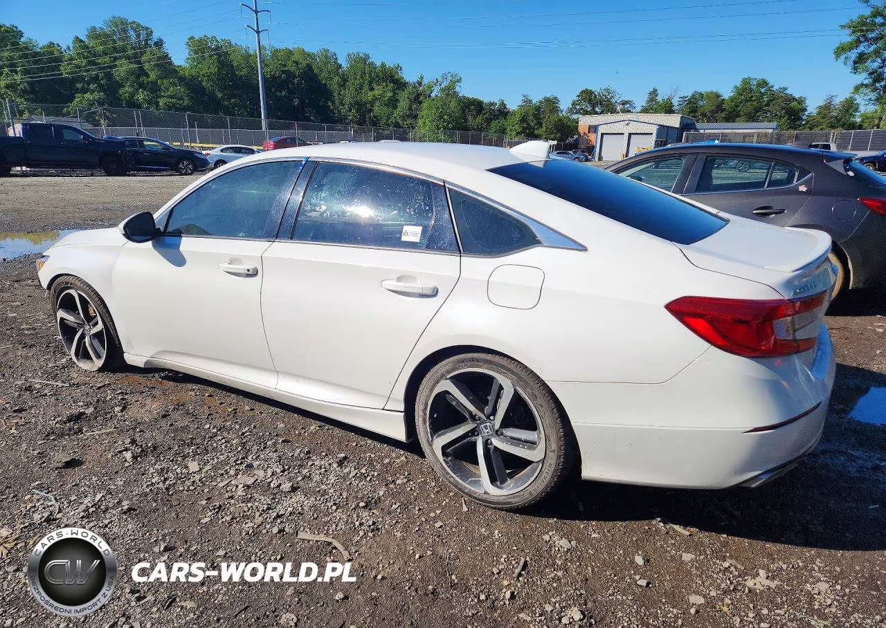 2018 Honda Accord Sport VIN:1HGCV1F39JA165256 - 2