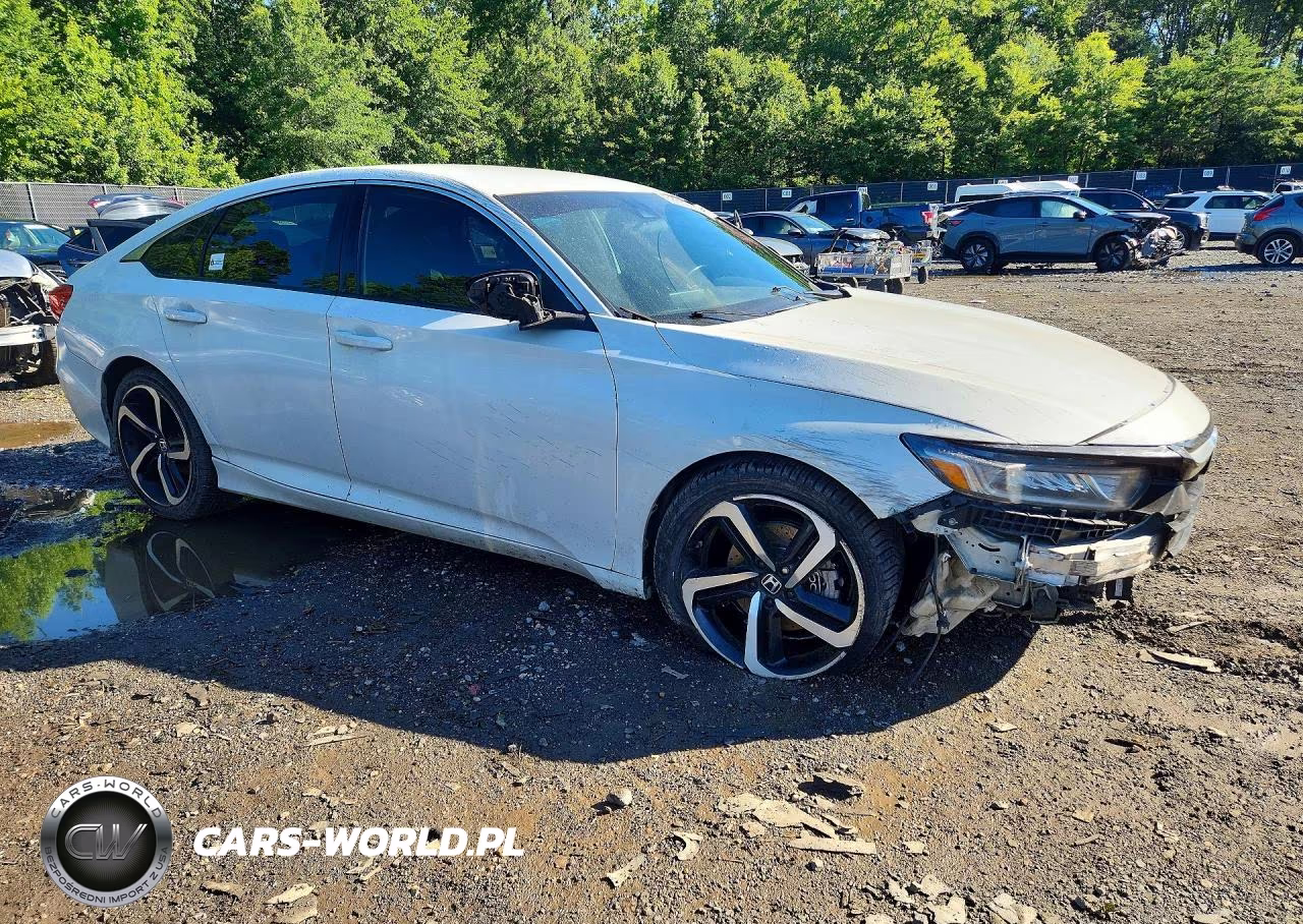 2018 Honda Accord Sport VIN:1HGCV1F39JA165256 - 4