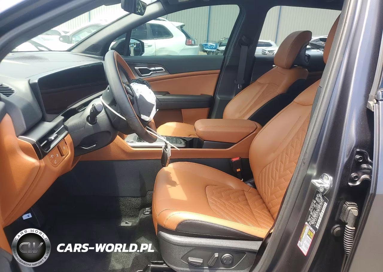 2026 Kia Sportage X Line VIN:5XYK6CDF5TG374125 - 7