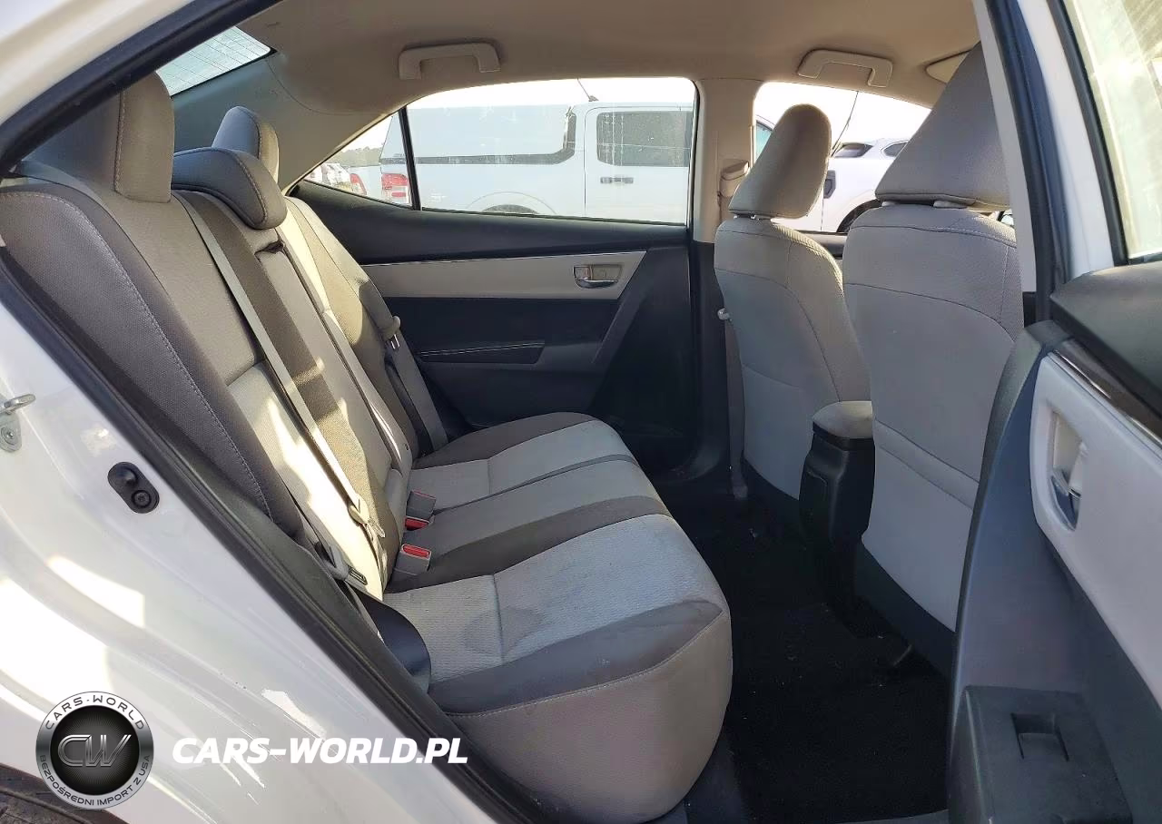 2017 Toyota Corolla Le VIN:5YFBURHE1HP664603 - 11