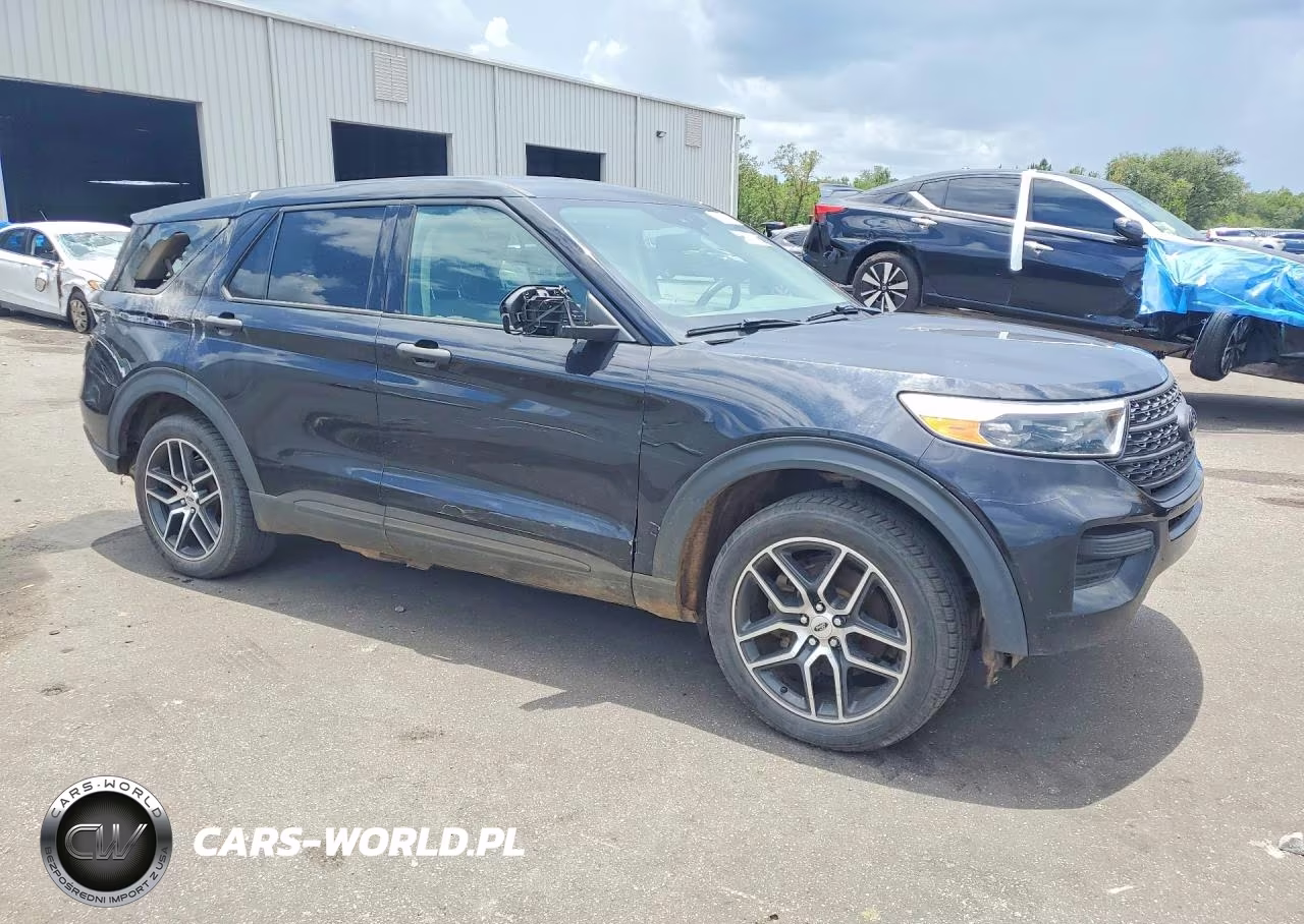 2021 Ford Explorer VIN:1FMSK7BH2MGB11561 - 4