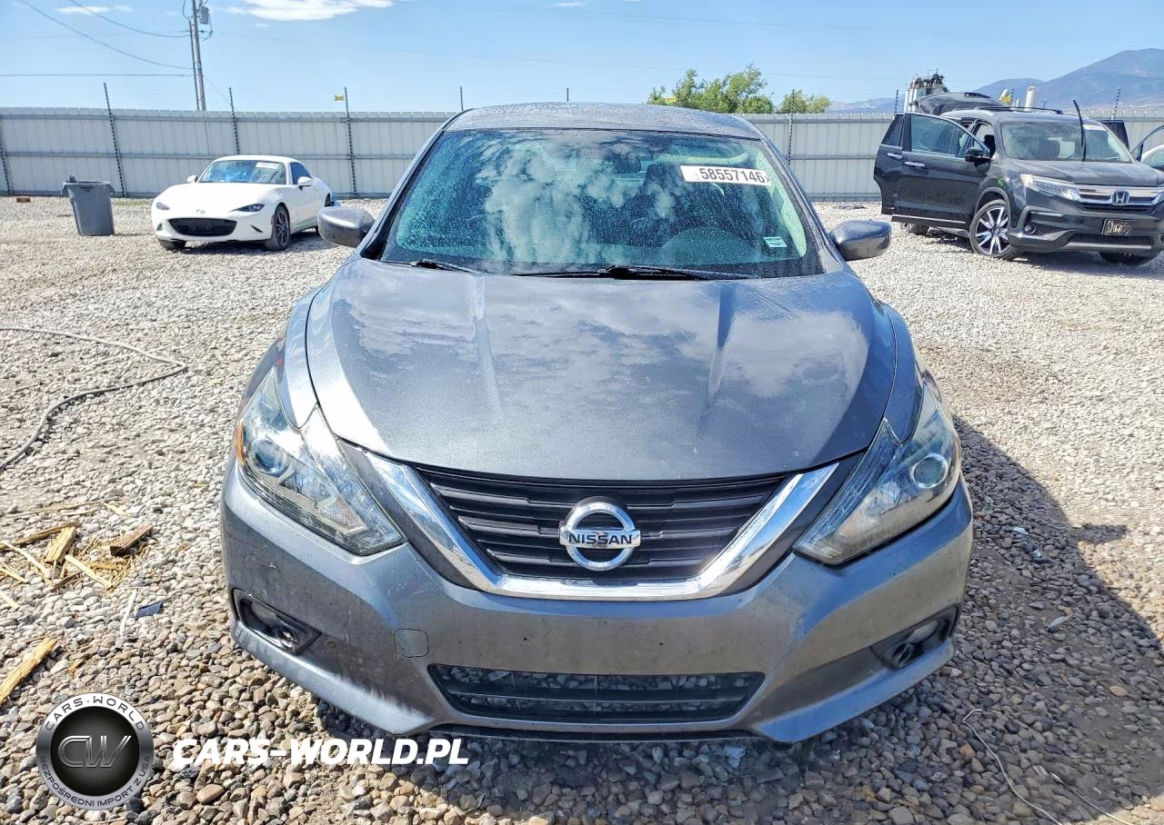 2017 Nissan Altima 3.5 Sr VIN:1N4BL3AP7HC172717 - 5