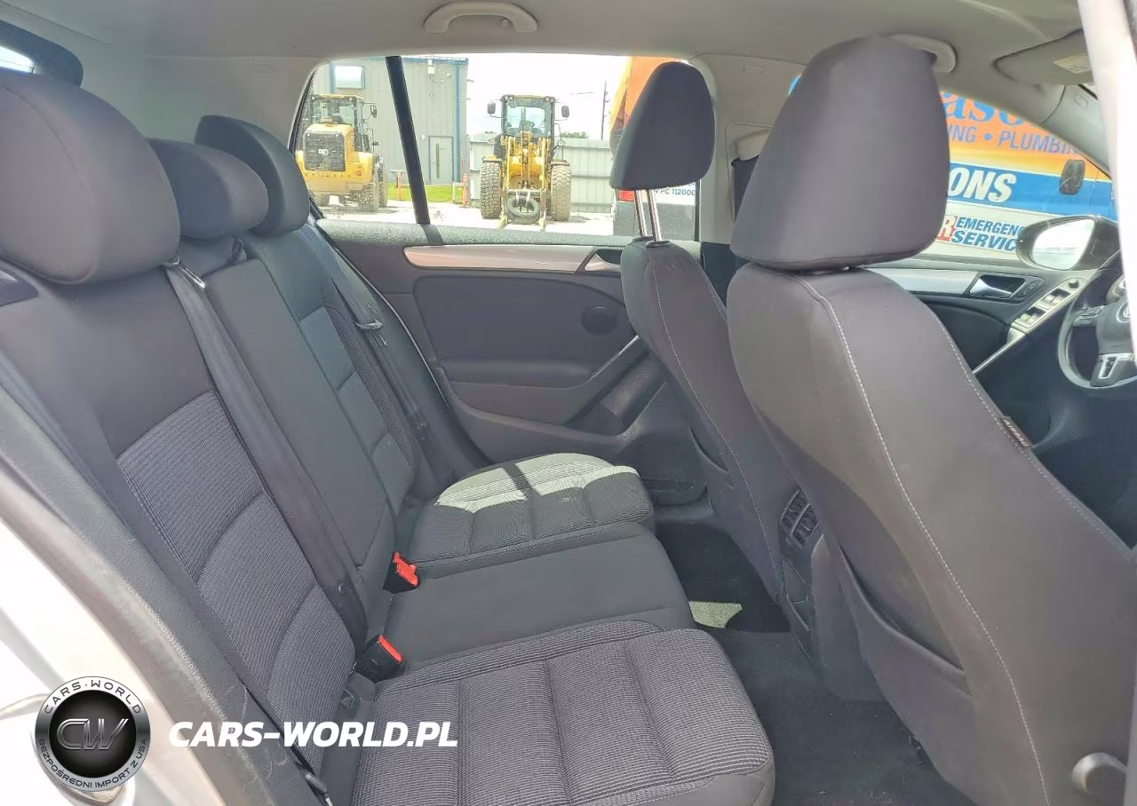 2014 Volkswagen Golf VIN:WVWDM7AJ4EW007401 - 10