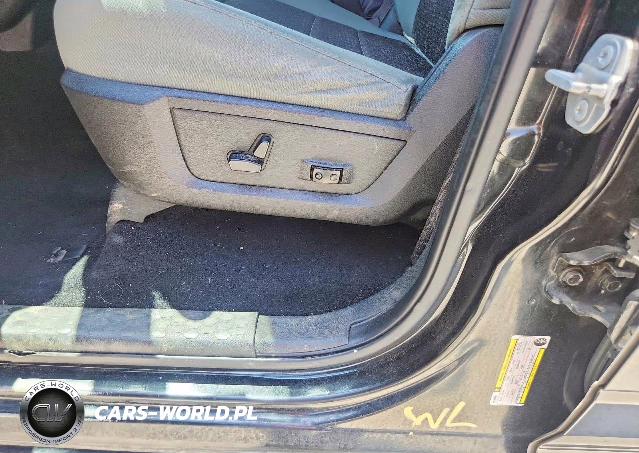 2018 Ram 1500 Slt VIN:1C6RR7TT5JS168659 - 12
