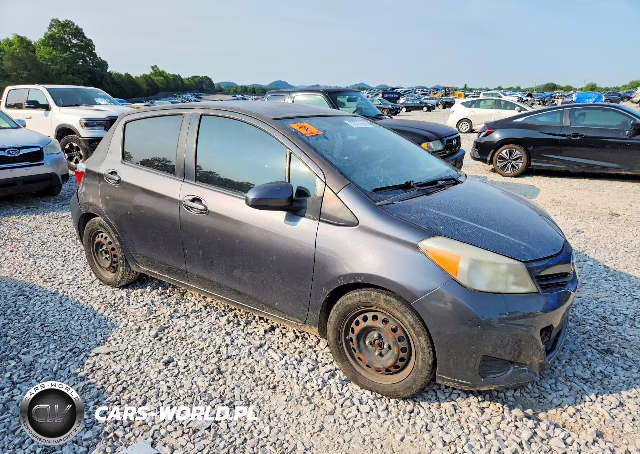 2012 Toyota Yaris 5-Door Le VIN:JTDKTUD30CD524211 - 4