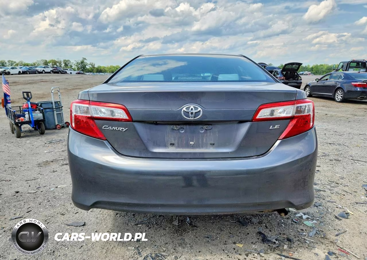 2014 Toyota Camry Le VIN:4T4BF1FK2ER406238 - 6
