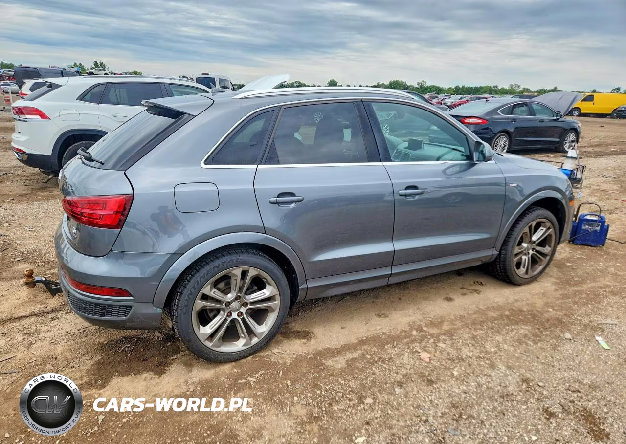 2016 Audi Q3 Prestige VIN:WA1GFCFS7GR019474 - 3