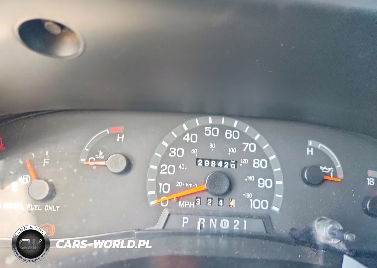 1999 Ford Econoline E350 Super Duty Wagon VIN:1FBSS31F5XHB20724 - 9