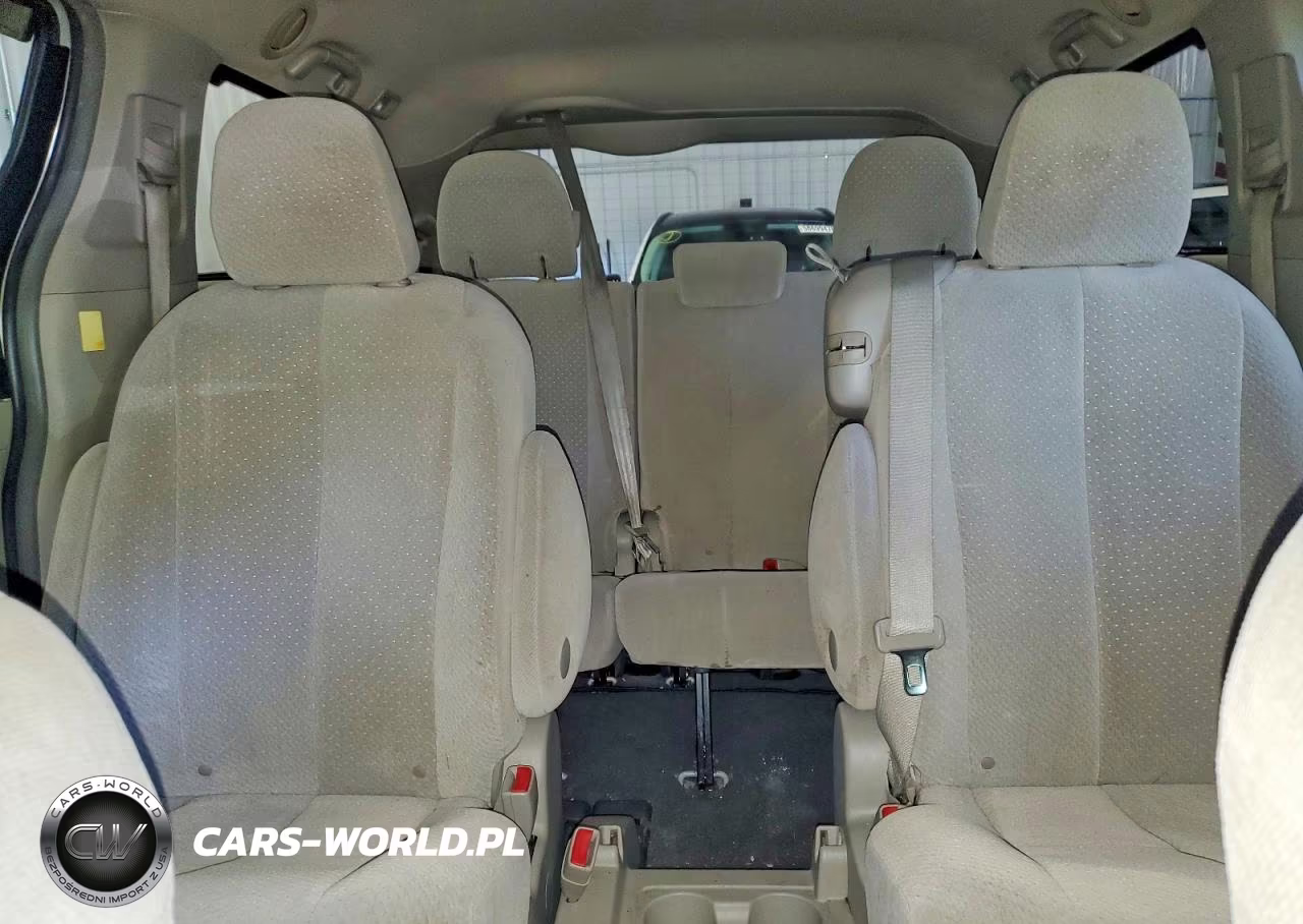 2011 Toyota Sienna Le VIN:5TDKK3DC7BS008699 - 10