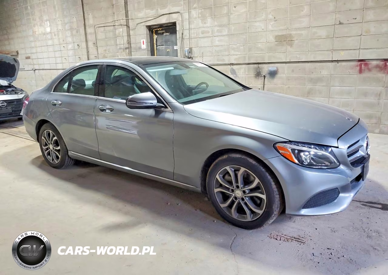 2016 Mercedes-Benz C 300 4Matic VIN:55SWF4KB8GU104650 - 4