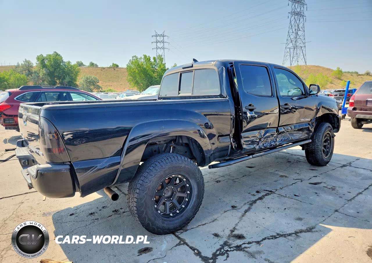 2015 Toyota Tacoma Double Cab Long Bed VIN:3TMMU4FN6FM085884 - 3