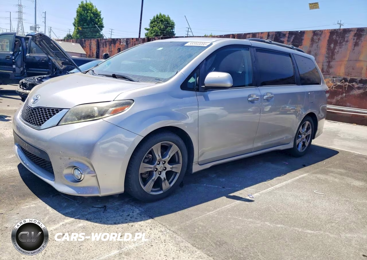 2017 Toyota Sienna Se