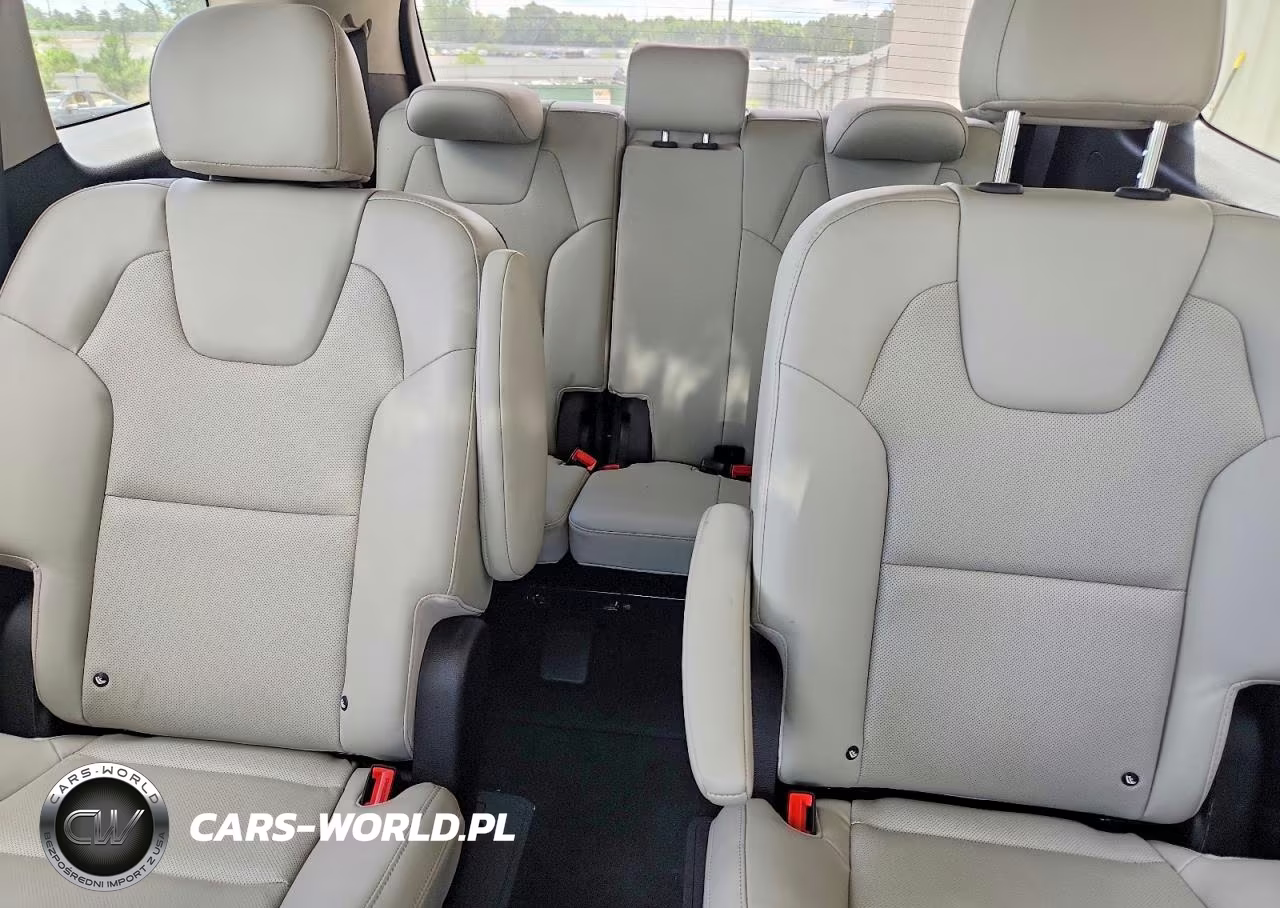 2020 Kia Telluride S VIN:5XYP64HC4LG062261 - 10