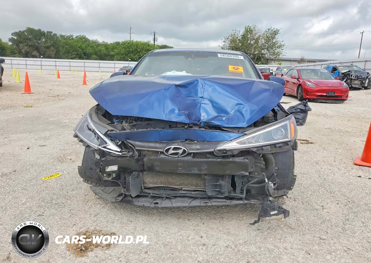 2019 Hyundai Elantra Sel VIN:5NPD84LF5KH441484 - 5