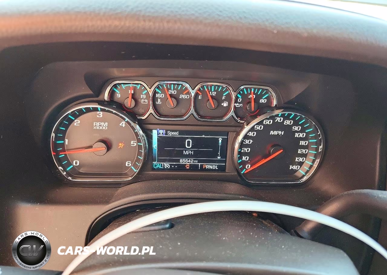 2017 Chevrolet Tahoe K1500 Ls VIN:1GNSKAKCXHR128292 - 9