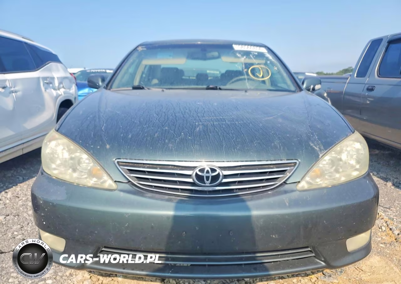 2005 Toyota Camry VIN:4T1BF30K75U084761 - 5