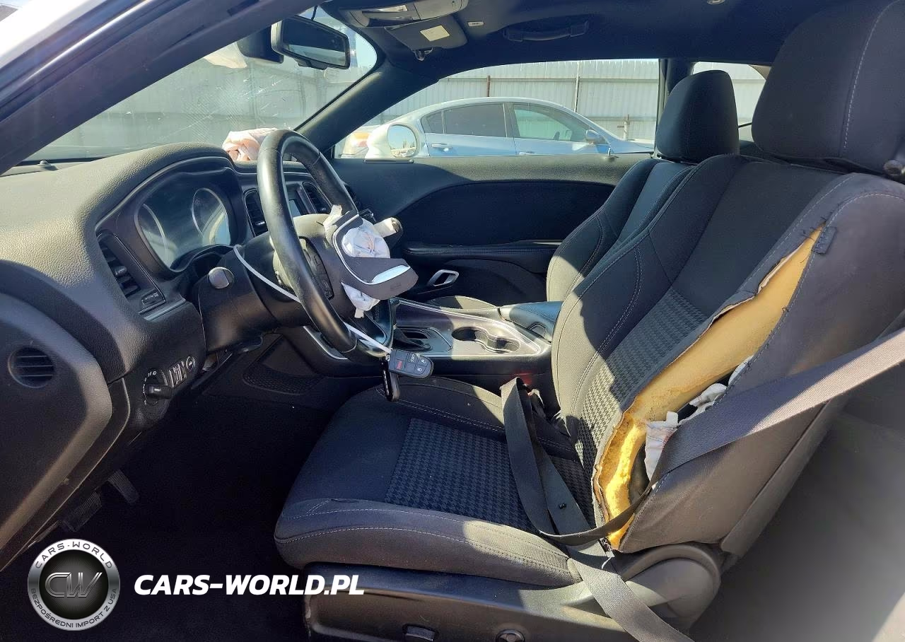2018 Dodge Challenger Sxt VIN:2C3CDZAG2JH294911 - 7