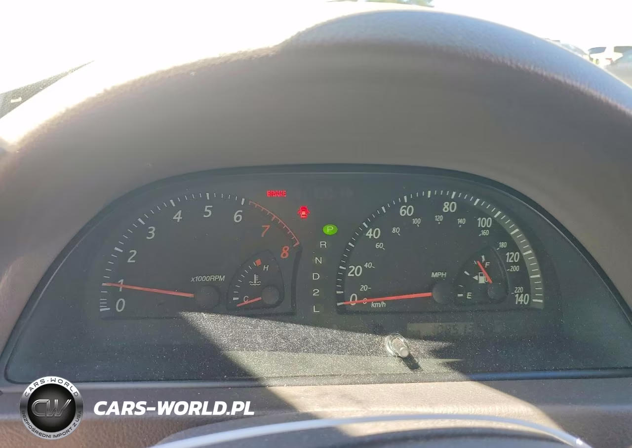 2002 Toyota Camry Le VIN:JTDBE32K720080863 - 9