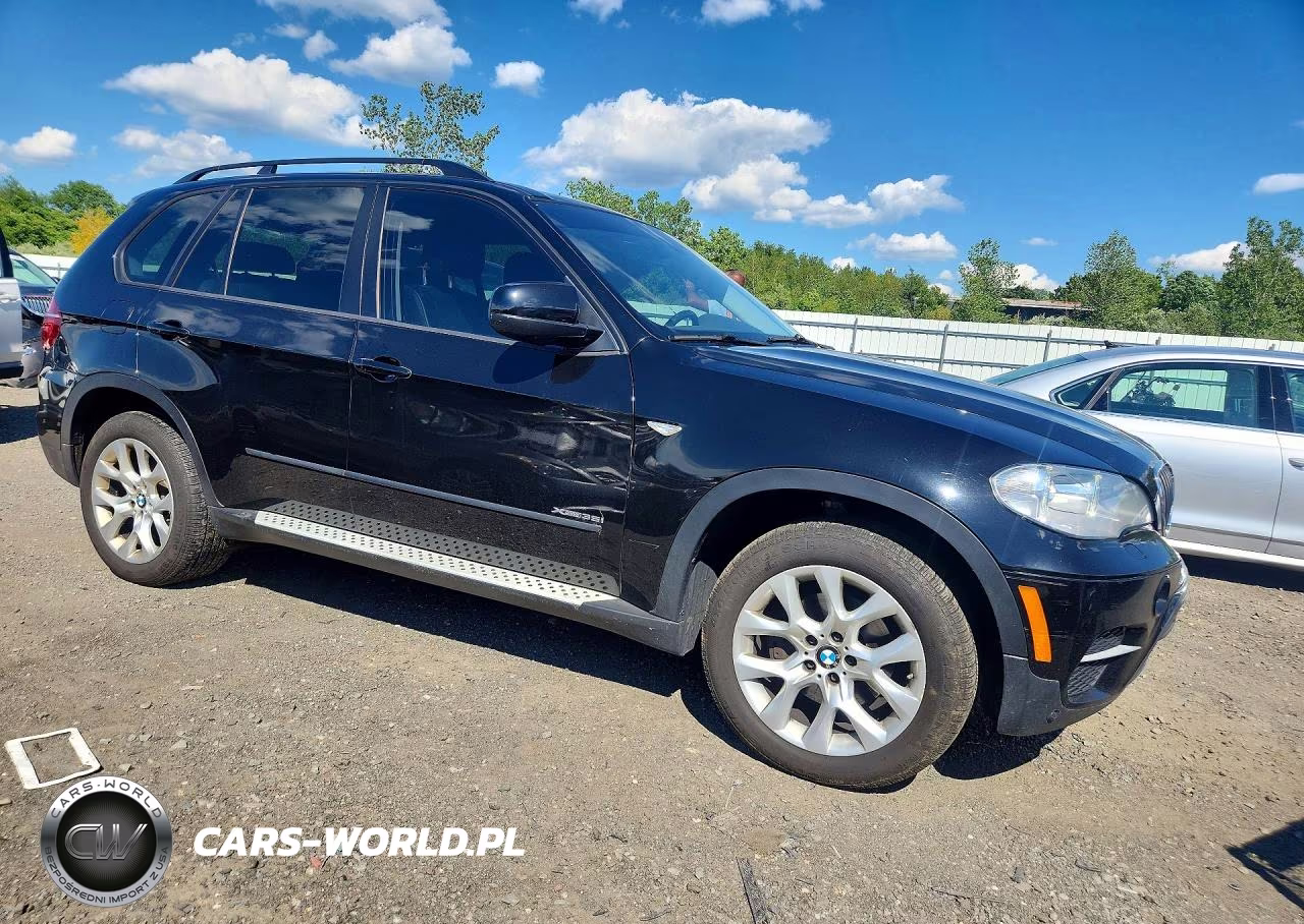 2013 BMW X5 xDrive35I VIN:5UXZV4C56D0B01803 - 4