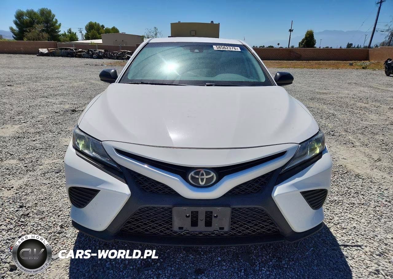 2020 Toyota Camry Se Nightshade VIN:4T1G11AK3LU380140 - 5