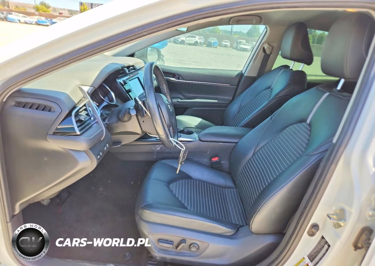 2020 Toyota Camry Se Nightshade VIN:4T1G11AK3LU380140 - 7