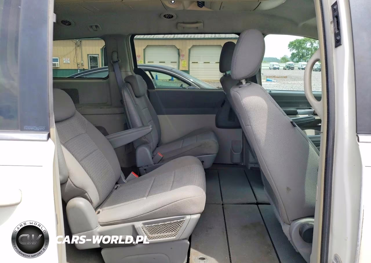 2008 Chrysler Town & Country Touring VIN:2A8HR54P48R652837 - 11