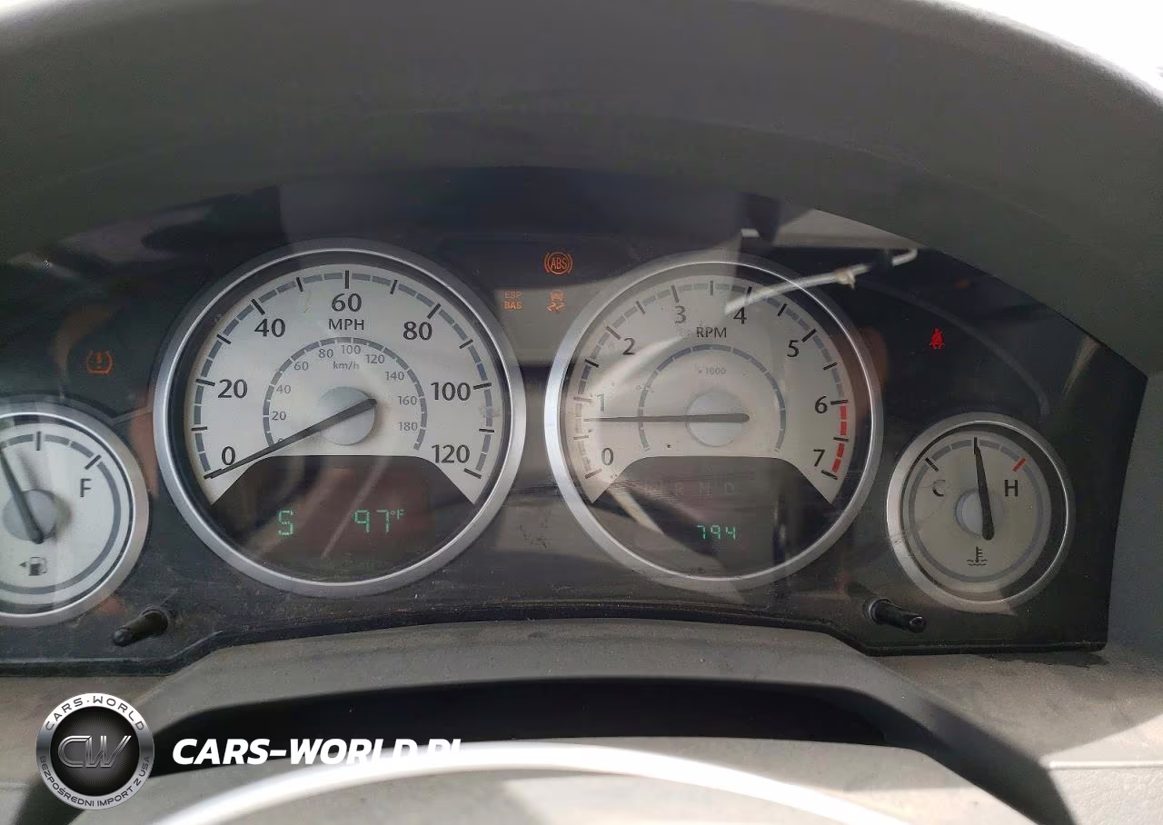 2008 Chrysler Town & Country Touring VIN:2A8HR54P48R652837 - 9