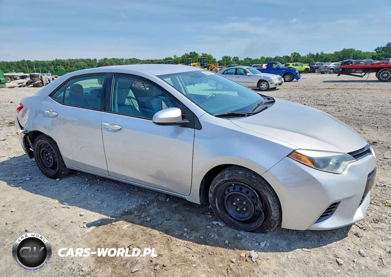 2016 Toyota Corolla Le VIN:5YFBURHEXGP475219 - 4