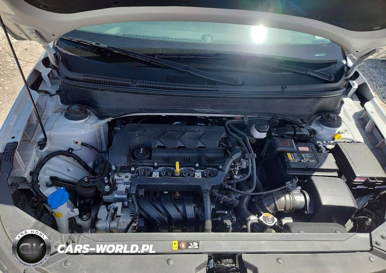 2025 Hyundai Venue Sel VIN:KMHRC8A32SU372047 - 11
