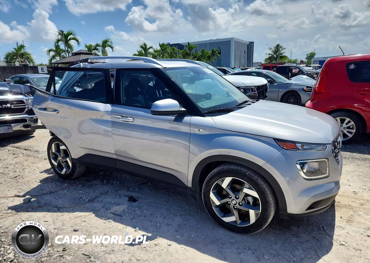 2025 Hyundai Venue Sel VIN:KMHRC8A32SU372047 - 4