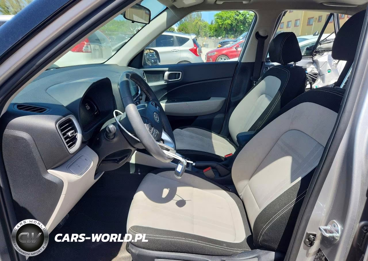 2025 Hyundai Venue Sel VIN:KMHRC8A32SU372047 - 7