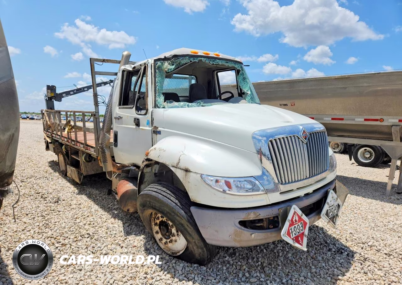 2015 International 4300 Crane Truck VIN:3HAMMAAN8FL509802 - 4